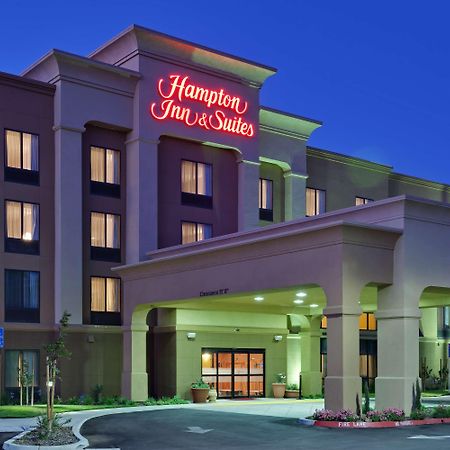 Hampton Inn & Suites Fresno - Northwest Herndon Екстериор снимка