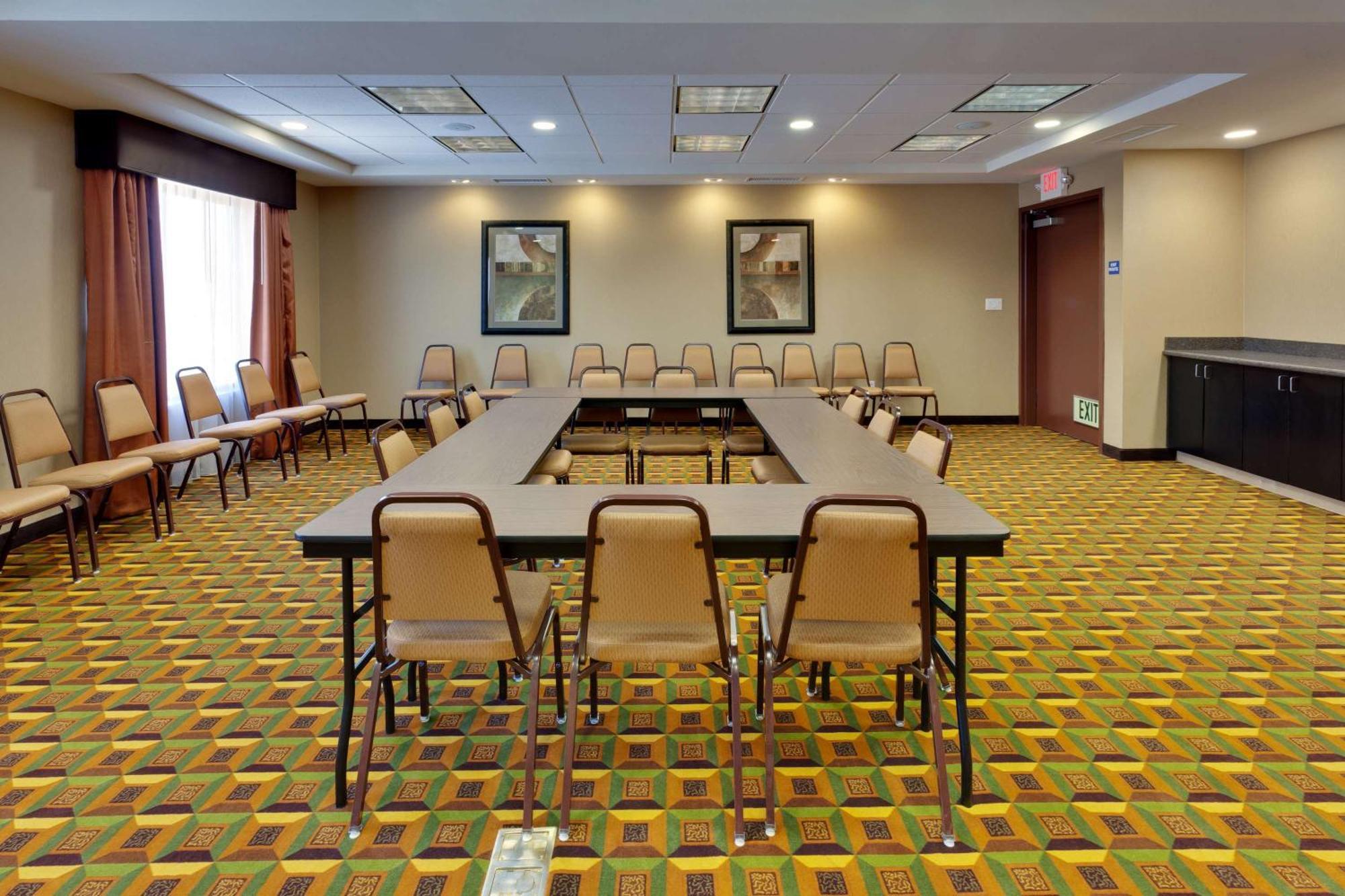 Hampton Inn & Suites Fresno - Northwest Herndon Екстериор снимка