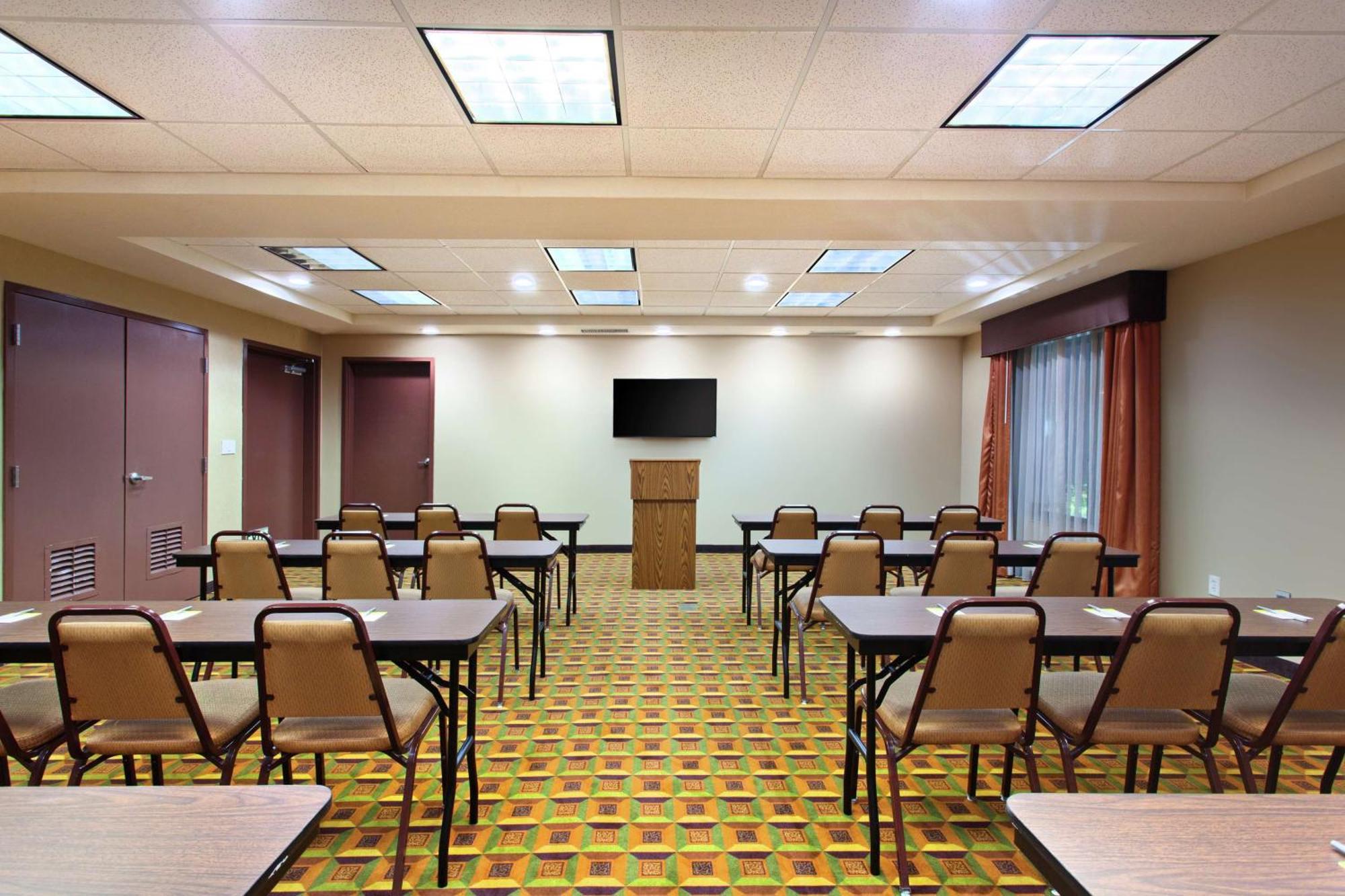 Hampton Inn & Suites Fresno - Northwest Herndon Екстериор снимка
